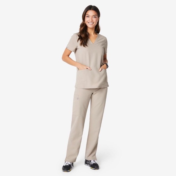 Figs Tops - NWT Boulder Figs SET SIZE XS